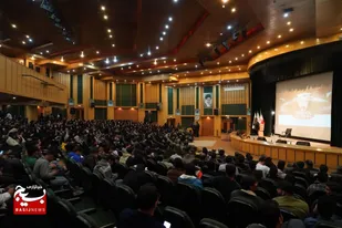برگزاری مراسم روز دانشجو در دانشگاه آزاد اسلامی کرج