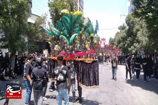 عزاداری نهاوندی&zwnj;ها در عاشورای حسینی