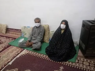 تهیه ماسک و ضد عفونی کردن پارک توسط گروه جهادی مدافعان حرم