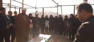 گلباران قبر شهید گمنام در ریگ