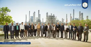 بازدید جمعی از اساتید دانشگاههای تهران از عسلویه/ توجه به استخراج بیشتر ایران از قطر و ضرورت اصلاح الگوی مصرف