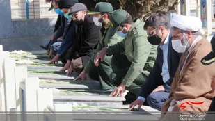 گلزار شهدای  چادگان غبار روبی و عطر افشانی شد