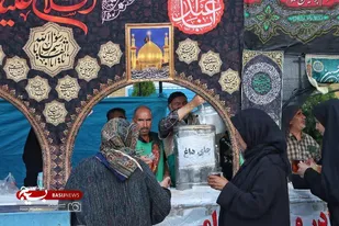 خدمت&zwnj;رسانی بی&zwnj;وقفه در آستانه اربعین حسینی / ایستگاه&zwnj;های خدمت در مسیر عاشقان اباعبدالله