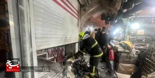 آتش&zwnj;سوزی یک باب مغازه بازار قیصریه اردبیل مهار شد
