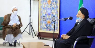 مقاومت، تنها راه مقابله با استکبار جهانی/ مردم ایران بر اساس معیارها برای خود خدمتگزار انتخاب کنند