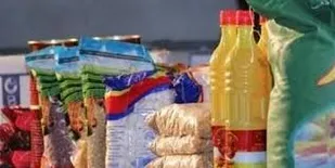اهداء ۳۰۰ بسته معیشتی در قالب رزمایش مواسات دانش آموزی در تکاب