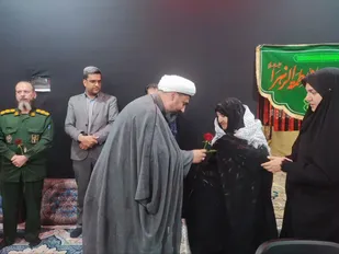 همایش مادران آسمانی، تکریم و تجلیل از مادران شهدا در مهریز