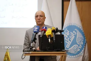 هدیه وزیر علوم به برگزیدگان جشنواره شهید چمران
