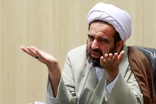 فضای مجازی پیام انقلاب اسلامی را به جهانیان رساند
