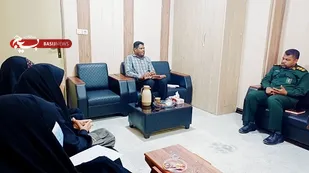 نشست جانشین ناحیه مقاومت بسیج سپاه شهرستان میناب با مدیر مرکز فضای مجازی و ارکان گردان سایبری خواهران برگزار شد