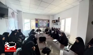 دوره توانمند سازی سفیران مهر در شهرستان بهارستان برگزار شد