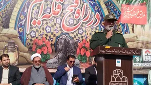 تبدیل نقاط ضعف به فرصت؛ رمز اقتدار نظام اسلامی در مسیر انقلاب