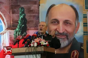 سردار سلیمانی و سردار حجازی لباس رزم را چهار دهه از تن بیرون نیاوردند