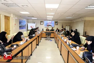 نشست خبری مدیرکل حفظ آثار و نشر ارزش&zwnj;های دفاع مقدس استان همدان با اصحاب رسانه