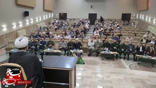 حضور مسئول نمایندگی ولی فقیه در سازمان بسیج در جمع فرماندهان سپاه عاشورا