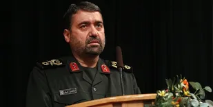 پیروی از قرآن کریم سعادت و تعالی جامعه را در پی خواهد داشت