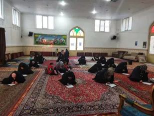 برگزاری مسابقه کتابخوانی در پایگاه خواهران حضرت زینب(س) قم