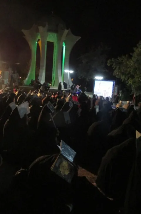 احیای شب 27 ماه رمضان در جوار یادمان شهدای گمنام تفرش برگزارشد