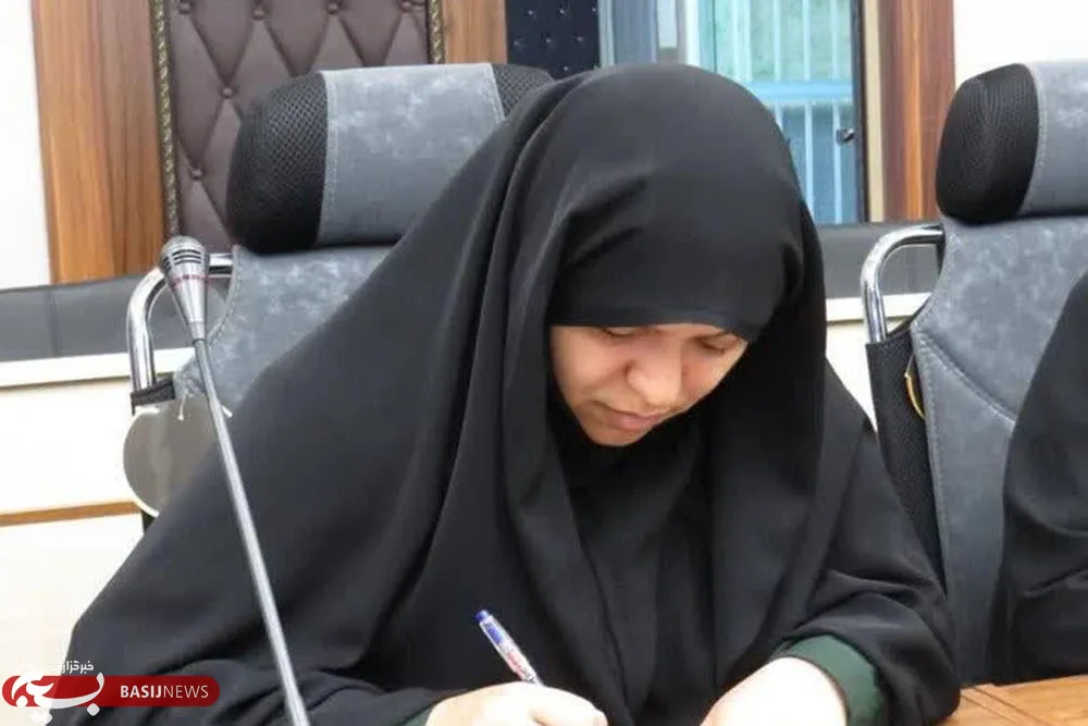 برگزاری نشست تخصصی گروه جهادی جوانی جمعیت «فخر نبی» در همدان