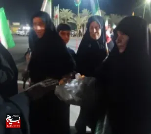 خدمت خالصانه بانوان هفتکلی در مسیر شهدا