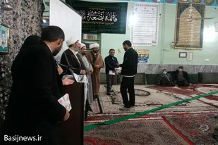 تجلیل از بسیجیان فعال پایگاه حمزه سیدالشهدا (ع) ملایر