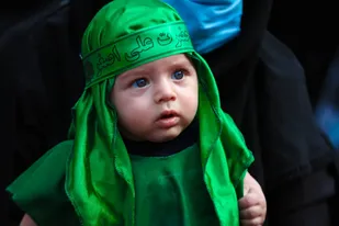 شیرخوارگان حسینی، سربازان سیدالشهدا، هم نوا با شش ماهه حسین(ع)