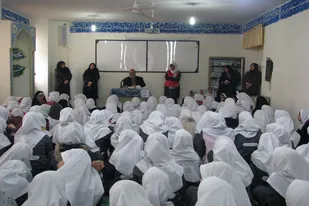 حضور رزمندگان و راویان دفاع مقدس در مدارس ملایر