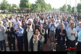 نماز عید فطر در ملایر برگزار شد