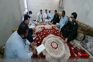 دیدار با خانواده شهید پیر بخش ترانی در روستای چگردانی لاش کنارک