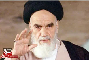 امام خمینی (ره)؛ مردی با تبر ابراهیم و ندای موسوی در قلب قرن بیستم
