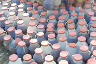 کشف و ضبط بیش از ۲ تن سرکه تقلبی در شهرستان ملایر