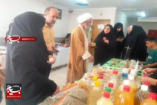 برپایی نمایشگاه اقتصاد مقاومتی بانوان صالح آبادی