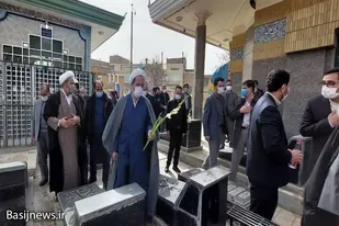 مزار مطهر شهدای بهار به مناسبت گرامیداشت روز شهدا گلباران شد