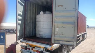 ضربه پلیس خراسان جنوبی به قاچاقچیان سوخت/ کشف ۱۱۰ هزار لیتر فرآورده نفتی و دستگیری ۵ متهم