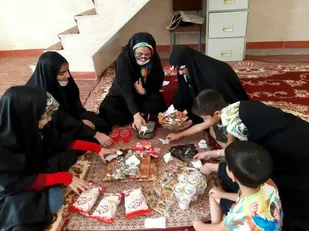 تجلیل از دختران پایگاه های عفاف و ولایت حضرت معصومه (س) با جوایز معنوی