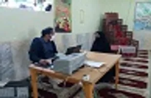 اجرای پویش نذر خون توسط خواهران بسیجی هیرمند