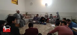 بسیجیان پایگاه شهید موسوی نژاد &nbsp;قم جلسه هفتگی قرائت قرآن کریم برگزار کردند