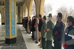غبارروبی مزار مطهر شهدای فامنین بمناسبت دهه فجر