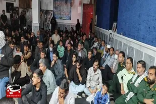 جوانان ادامه دهندگان راه شهدا هستند