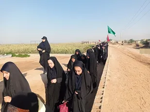 300 دانش&zwnj;آموز دختر اراکی عازم سفر معنوی راهیان نور شدند