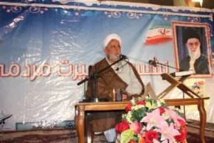 اوج قدرت انقلاب اسلامی،ولایت و رابطه بین مردم و رهبری است