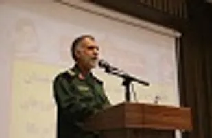 بسیجیان و پاسداران  باید راه شهدا را ادامه دهند