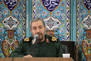 پاسداران برای دفاع از دستاوردهای انقلاب جهادی عمل می کنند