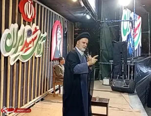 نبویان: به ناوگان آمریکا در تنگه هرمز حمله کردیم / این ملت محاصره&zwnj;پذیر نیست