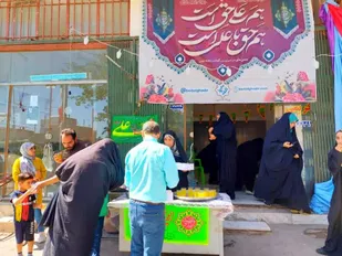 اطعام غدیری به عشق مولا علی (ع) در بیارجمند + تصاویر