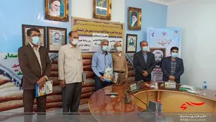 تجلیل از کارشناس روابط عمومی آموزش و پرورش و فرهنگیان عرصه ارتباطات شهرستان دشتستان