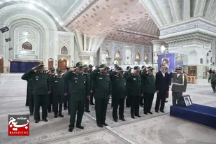 تجدید میثاق بسیجیان با امام خمینی (ره) و مقام معظم رهبری + فیلم
