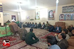هرجا با روحیه و تفکر بسیجی ، قدم برداریم می توانیم از بحرانها و سختی ها عبور کنیم
