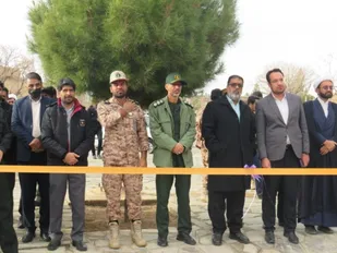 هم زمان با اولین روز از دهه مبارک فجر پروژه بهسازی پارک وحدت شهر اسدیه افتتاح شد