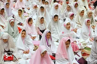 &nbsp;آیین جشن تکلیف ۲۰۰ دانش&zwnj;آموز دختر در بجستان+فیلم
